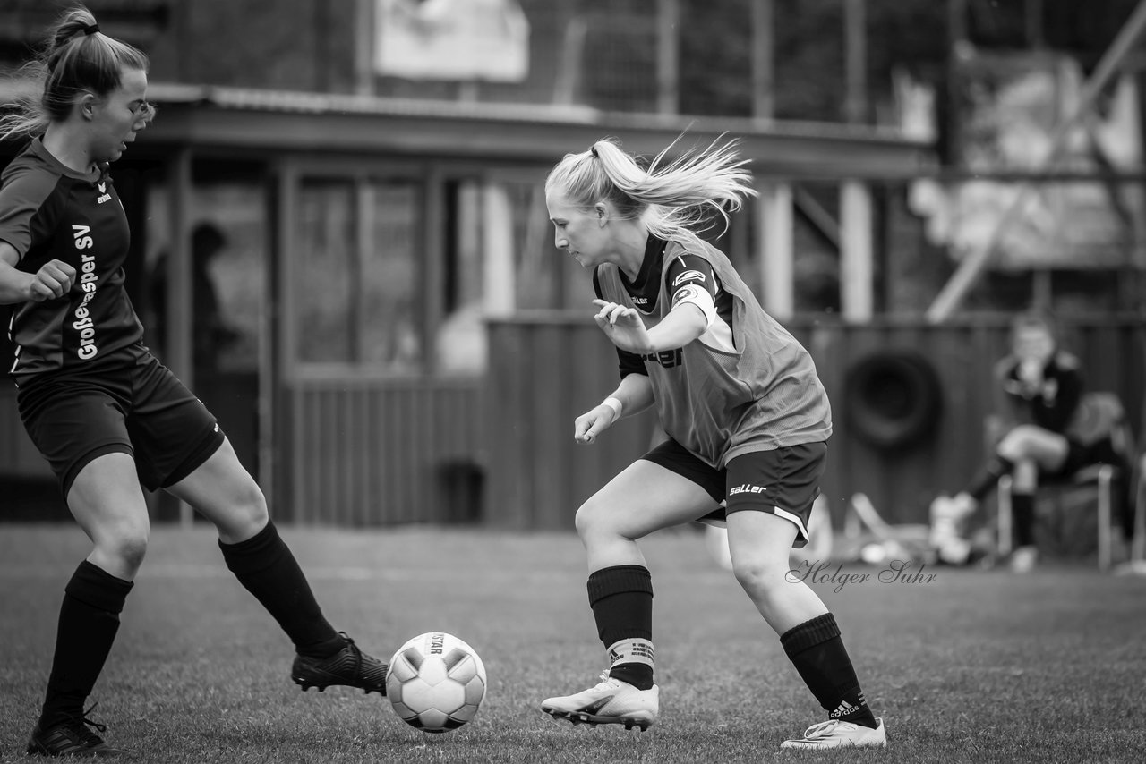 Bild 62 - Frauen Grossenasper SV - SV Steinhorst/Labenz : Ergebnis: 1:3